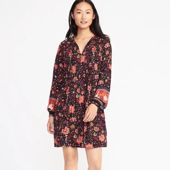 Old Navy Dress - Picture 2 of 5